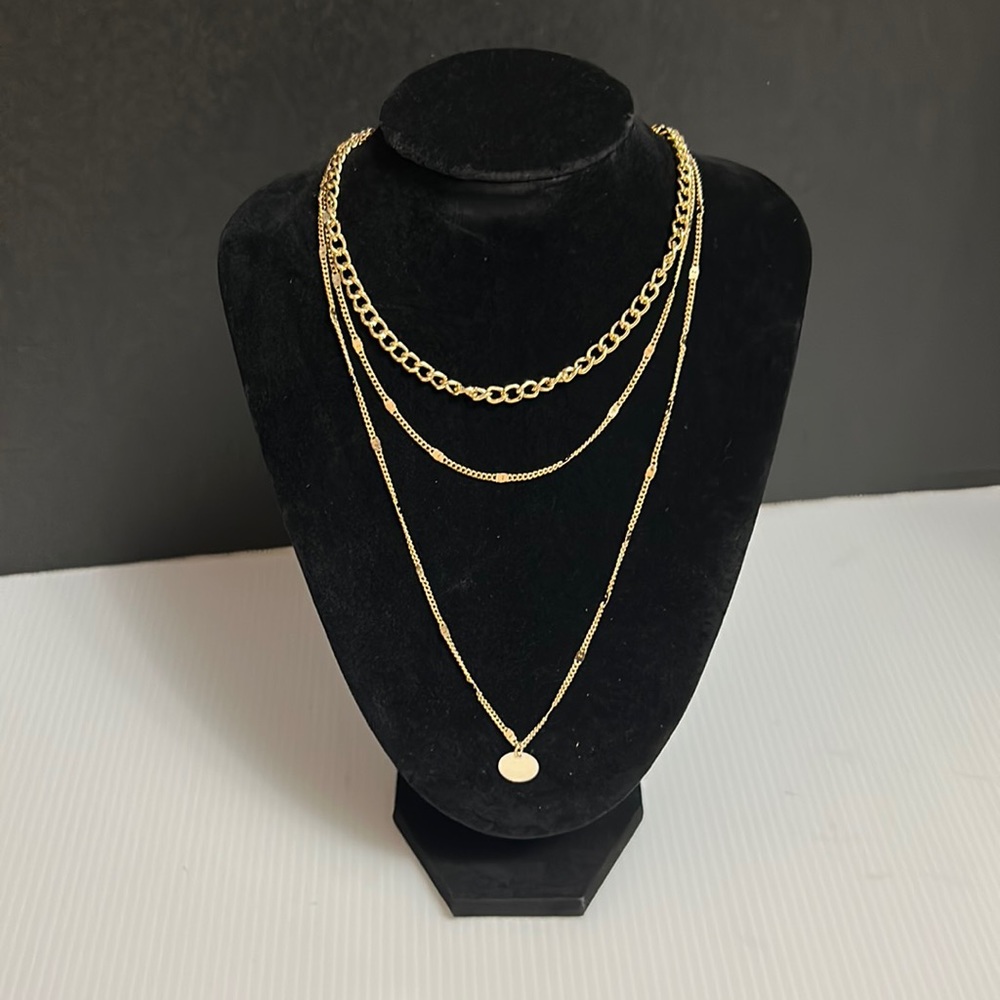 Layered necklace - gold colour